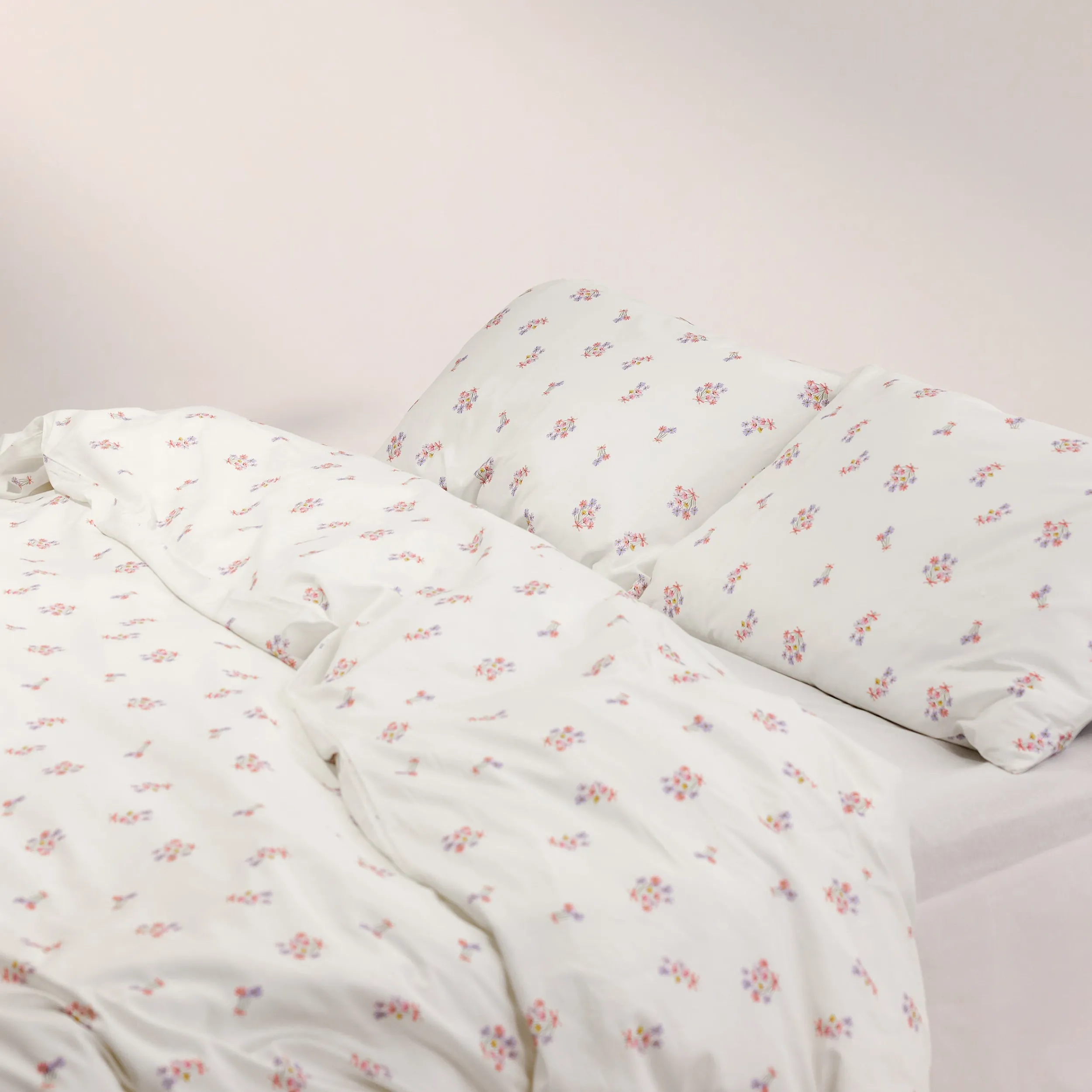 Lounge Underwear Sängkläder | Accessoarer<Breakfast Club Påslakan - Blommig Vit BlommigVit