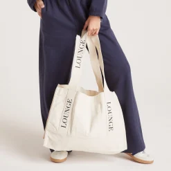 Lounge Underwear Strumpor Och Accessoarer<The Lounge Tote - Krämfärgad